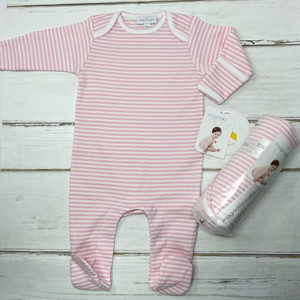 NWT Magnolia Baby Pink and White Footies with Long Sleeves and Matching Blanket